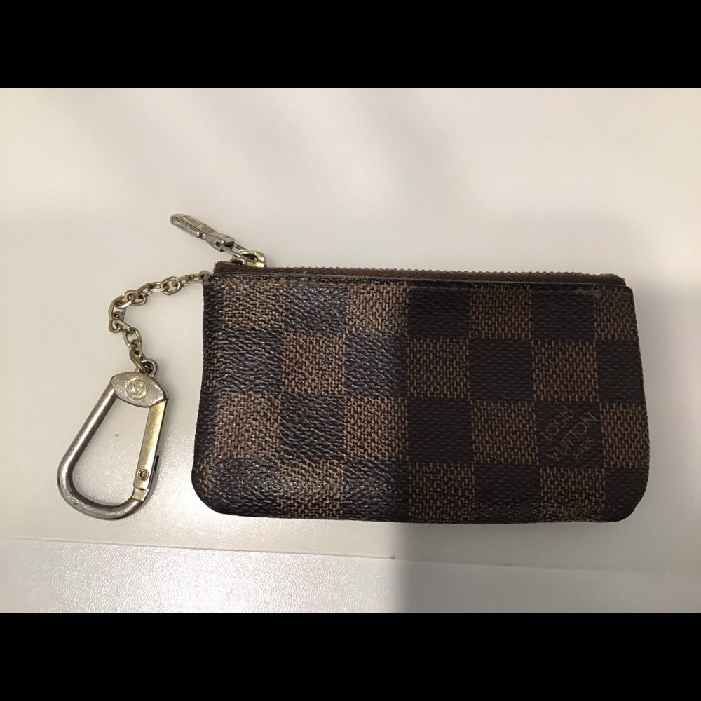 AUTHENTIC LV Louis Vuitton keychain wallet